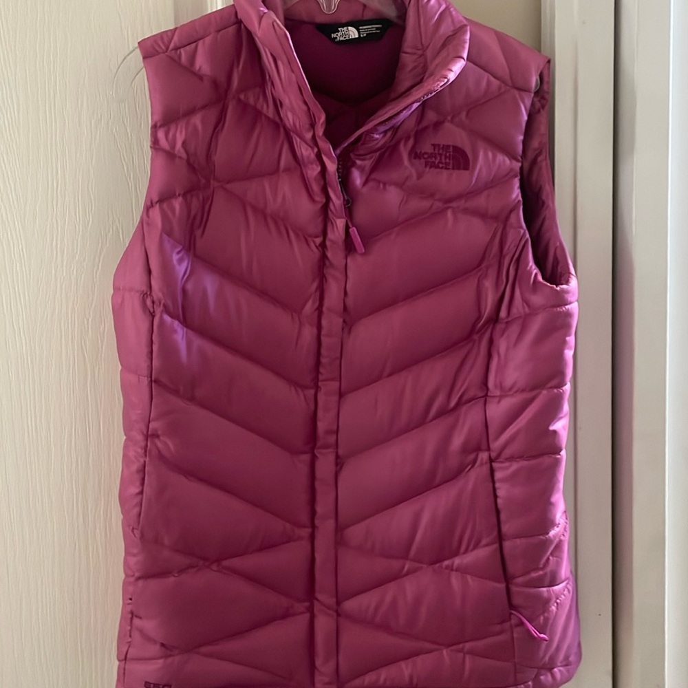 THE NORTH FACE PUFFER VEST SIZW SMALL